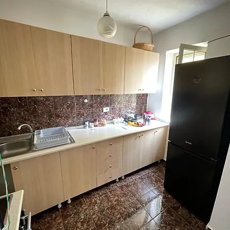 Kriss Appartamento Tirana